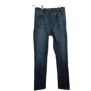 sz 4 midrise Levi's pull on skinny stretch jeans